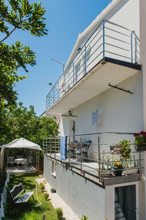 Apartment Ella โรกอซนิซา ภายนอก รูปภาพ