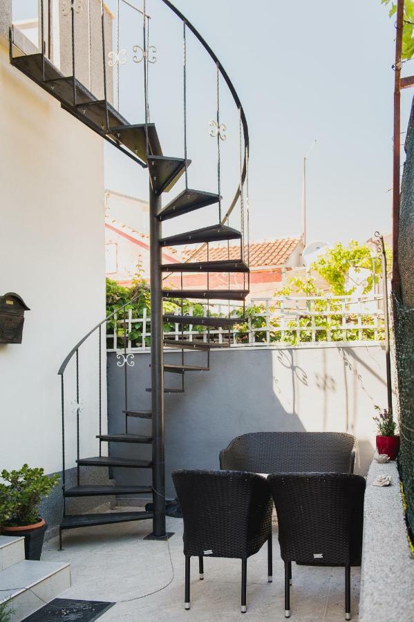 Apartment Ella โรกอซนิซา ภายนอก รูปภาพ
